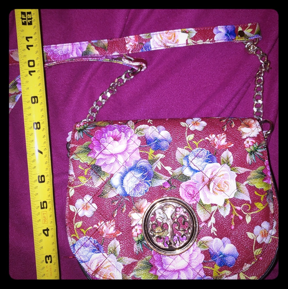 Shoulder cross body purse
